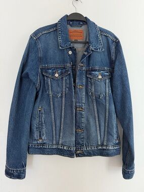 NWOT Lucky Brand Classic Blue Denim Jacket